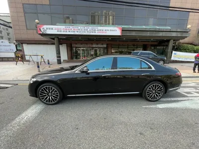 Mercedes-Benz S-Class 2025, 10000 км, за 82961.68 USD - фото 11