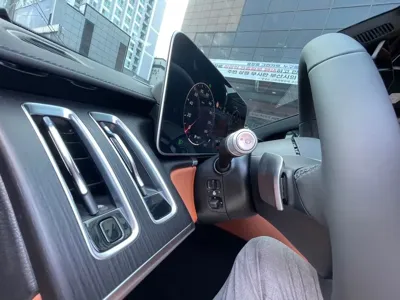 Mercedes-Benz S-Class 2025, 10000 км, за 82961.68 USD - фото 12