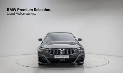 BMW 5-Series 2022, 76400 км, за 20772.28 USD