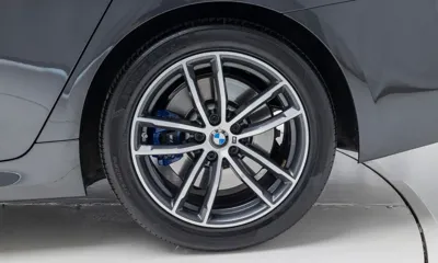 BMW 5-Series 2022, 76400 км, за 20772.28 USD