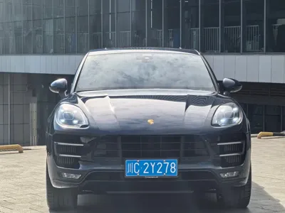 Porsche Macan 2018, 88000 км, за 30050.28 USD
