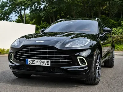 Astonmartin DBX 2023, 12080 км, за 112703.64 USD