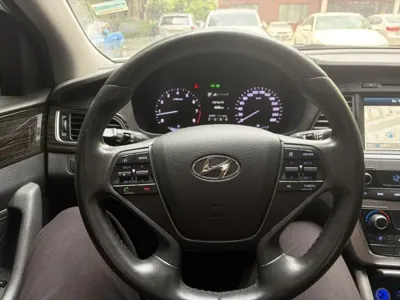 Hyundai Sonata 2016, 141773 км, за 5684.83 USD - фото 7