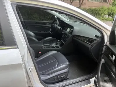 Hyundai Sonata 2016, 141773 км, за 5684.83 USD - фото 16