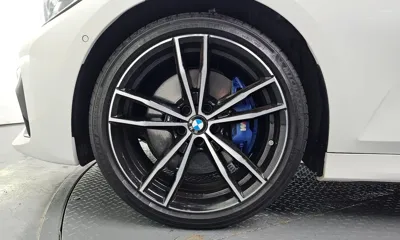 BMW 3-Series 2022, 133971 км, за 19209.47 USD