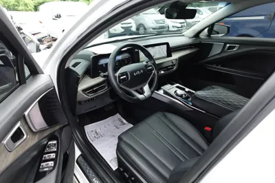 Kia K8 2024, 187676 км, за 8990.23 USD - фото 9