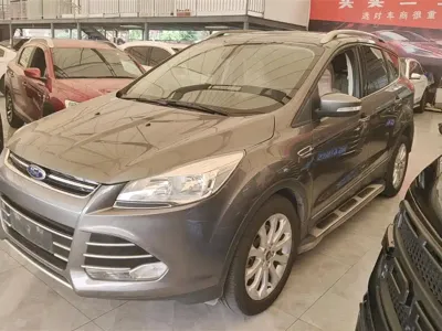 Ford Kuga · 2013 год
