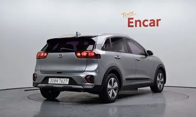 Kia Niro 2020, 55930 км, за 10901.88 USD