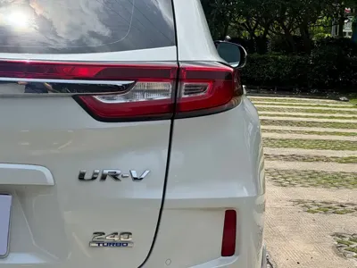 Honda UR-V 2017, 110000 км, за 11741.97 USD - фото 8