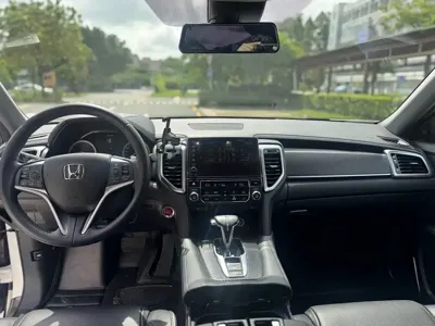 Honda UR-V 2017, 110000 км, за 11741.97 USD - фото 12