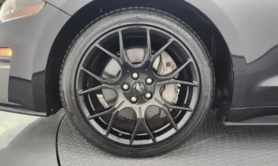 Ford Mustang 2020, 39631 км, за 15294.74 USD