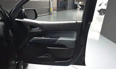ChevroletGMDaewoo Colorado 2021, 68051 км, за 16082.45 USD - фото 24