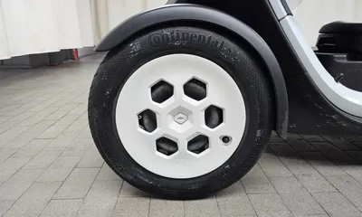 Renault-KoreaSamsung Twizy 2019, 20411 км, за 1288.4 USD