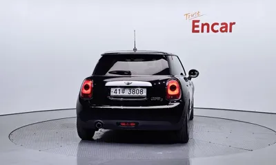 MINI Cooper 2014, 136387 км, за 4269.57 USD