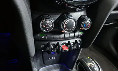 MINI Cooper 2014, 136387 км, за 4269.57 USD - фото 17