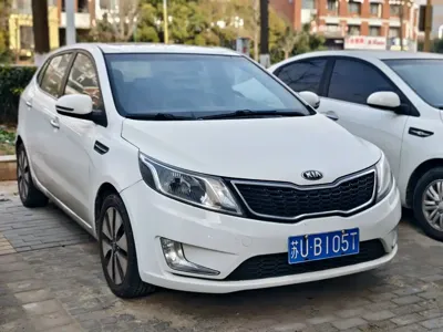 Kia K2 2014, 90000 км, за 2471.99 USD
