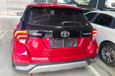Toyota YARiS L Zhi Xuan 2021, 62300 км, за 8569 USD
