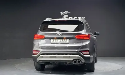 Hyundai Santafe 2019, 121652 км, за 10589.4 USD