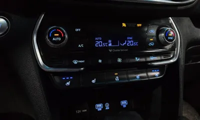 Hyundai Santafe 2019, 121652 км, за 10589.4 USD - фото 19