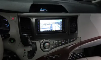 Toyota Sienna 2014, 105482 км, за 9124.33 USD - фото 14