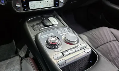 Genesis G90 2023, 56988 км, за 51851.12 USD - фото 20
