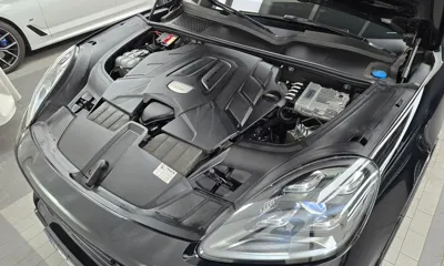 Porsche Cayenne 2021, 82530 км, за 48225.96 USD - фото 6