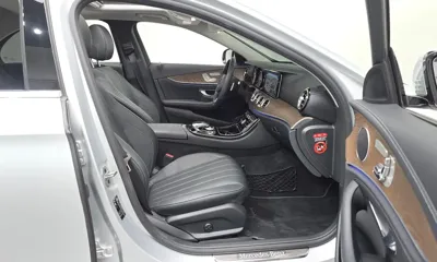 Mercedes-Benz E-Class 2018, 14919 км, за 19764.69 USD - фото 11