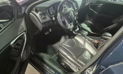 Volvo V40 2015, 53471 км, за 8586.73 USD - фото 12
