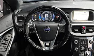 Volvo V40 2015, 53471 км, за 8586.73 USD - фото 14