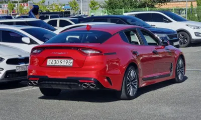 Kia Stinger 2018, 59191 км, за 10726.12 USD
