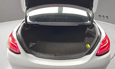 Mercedes-Benz C-Class 2017, 181627 км, за 9250.82 USD - фото 20