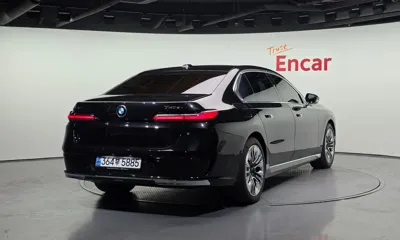 BMW 7-Series 2023, 72581 км, за 60391.23 USD