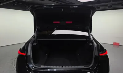 BMW 7-Series 2023, 72581 км, за 60391.23 USD - фото 20