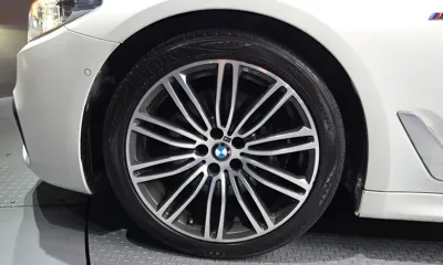 BMW 5-Series 2019, 88086 км, за 19730.41 USD