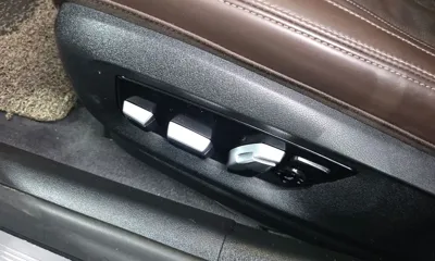 BMW 5-Series 2019, 88086 км, за 19730.41 USD - фото 32
