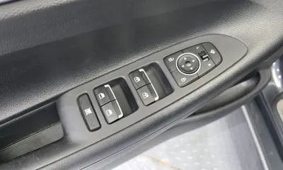 Hyundai Grandeur 2018, 176093 км, за 6104.77 USD - фото 13