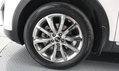 Kia Sorento 2015, 237721 км, за 5382.7 USD