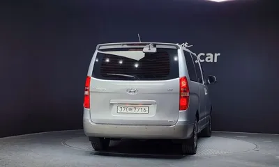 Hyundai Starex 2020, 181369 км, за 14911.76 USD