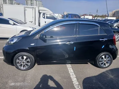 Kia Morning 2016, 119727 км, за 2925.31 USD
