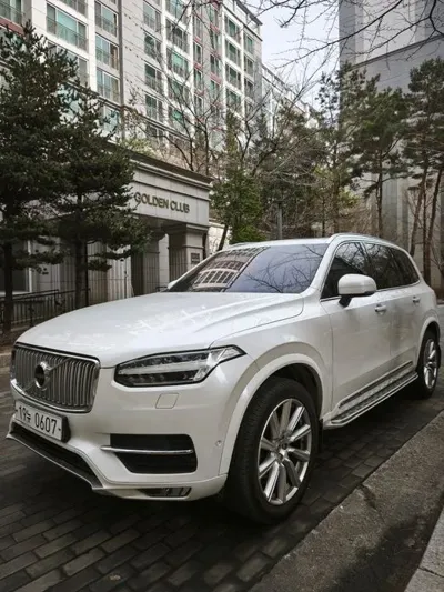 Volvo XC90 2017, 230000 км, за 14769.59 USD