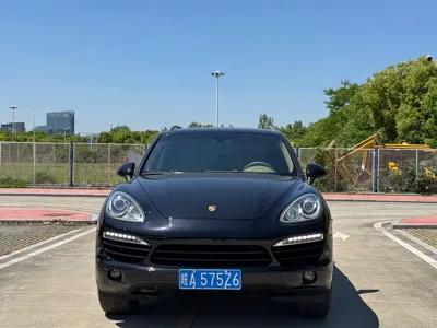 Porsche Cayenne 2013, 148000 км, за 15861.96 USD