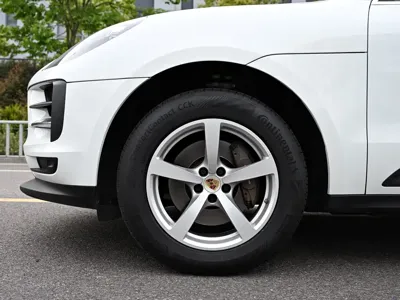 Porsche Macan 2019, 63000 км, за 20952.55 USD