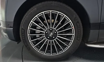 Hyundai Ioniq9 2025, 7664 км, за 51194.7 USD