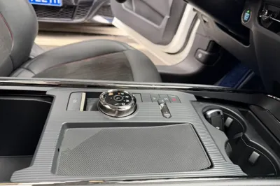 Ford Mondeo 2022, 60300 км, за 16739 USD - фото 29