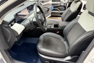 Ford Mondeo 2022, 60300 км, за 16739 USD - фото 30