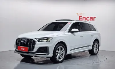 Audi Q7 · 2021 год