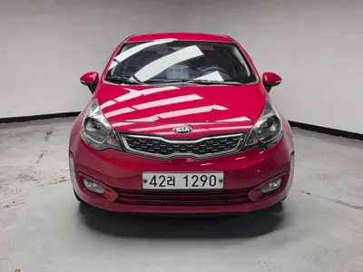 Kia Pride 2014, 117960 км, за 2297.49 USD