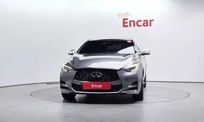 Infiniti Q30 2017, 49739 км, за 9448.3 USD