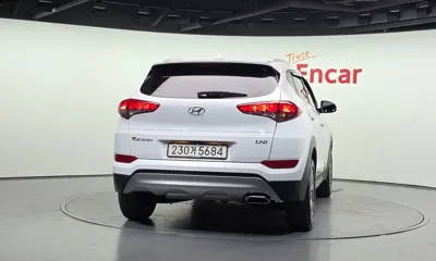 Hyundai Tucson 2018, 170911 км, за 5638.7 USD