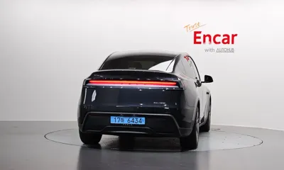 Tesla Model Y 2025, 5101 км, за 0 USD